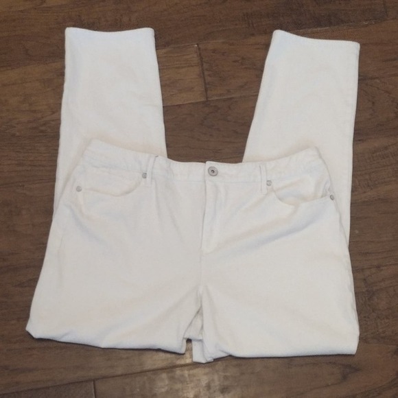 Coldwater Creek Denim - Coldwater Creek White Denim Tapered Leg Jeans Size 16